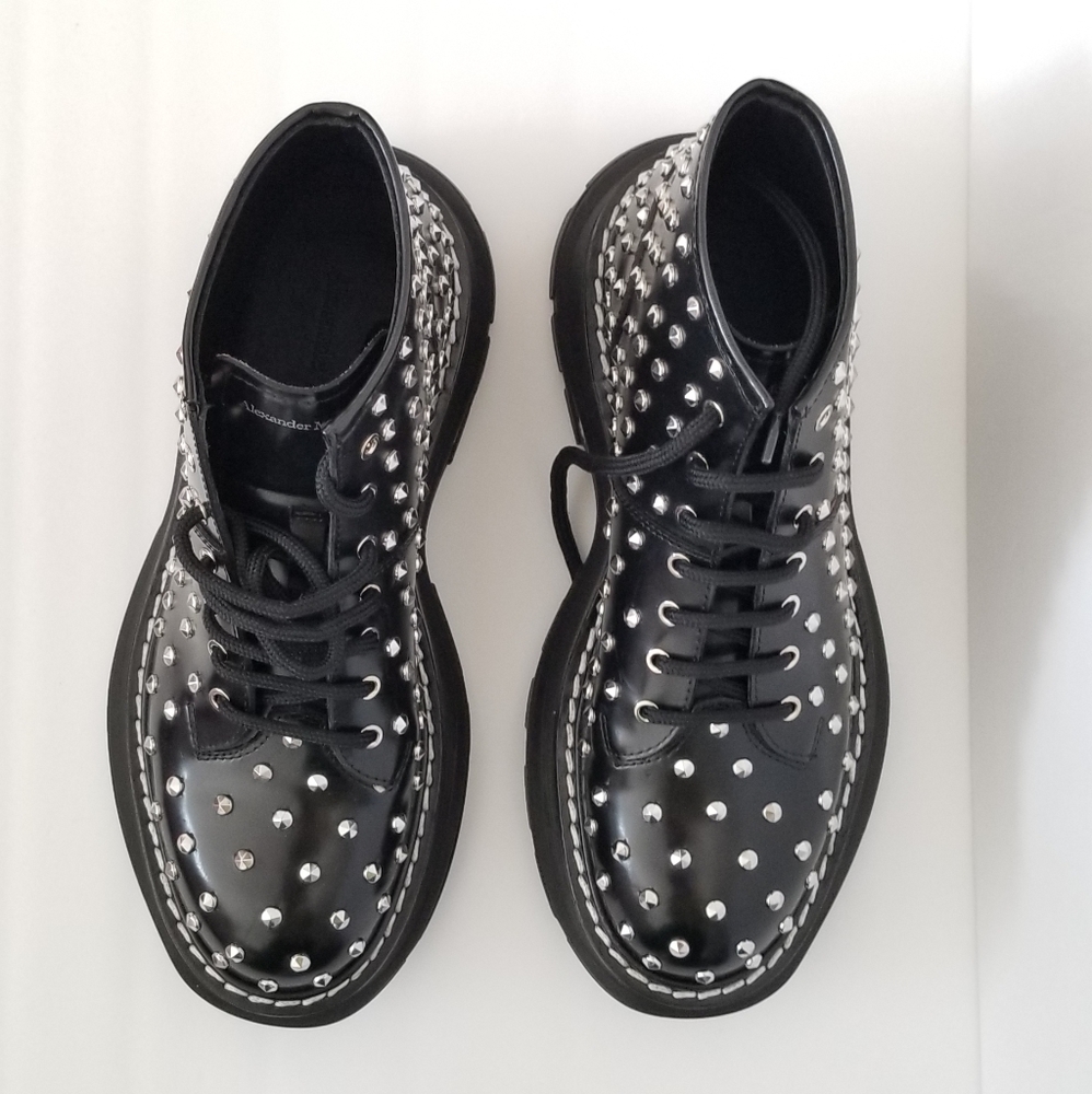 Alexander McQueen Studded Leather Boots Size 38 Black - Picture 5 of 9